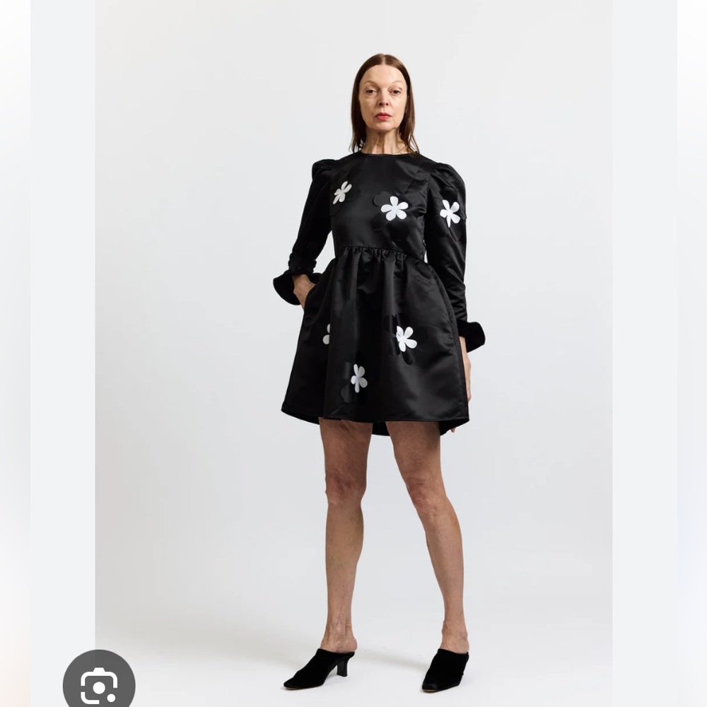 NWT Batsheva Mini Prairie Dress in Black Satin Flowers